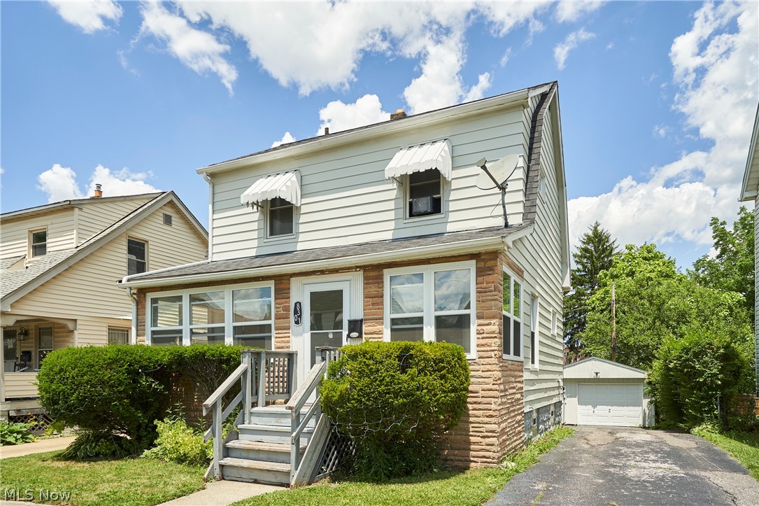 8301 Vista Avenue Garfield Heights OH 44125