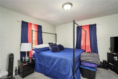 8301 Vista Avenue Garfield Heights OH 44125