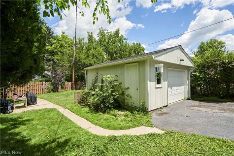 8301 Vista Avenue Garfield Heights OH 44125