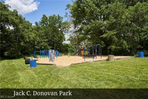 8301 Vista Avenue Garfield Heights OH 44125