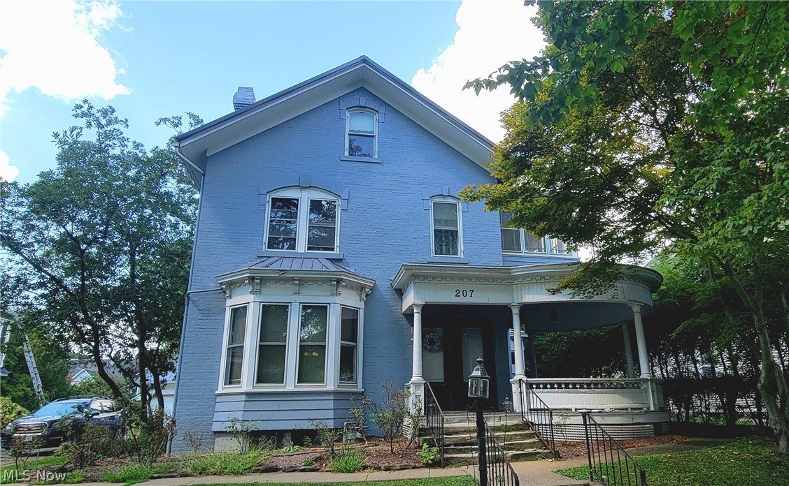 207 Washington Street Marietta OH 45750