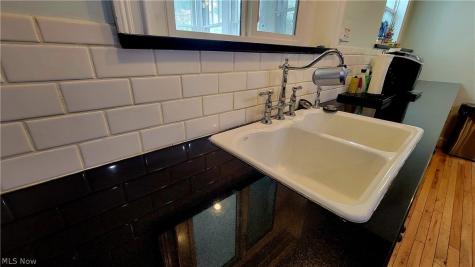 207 Washington Street Marietta OH 45750
