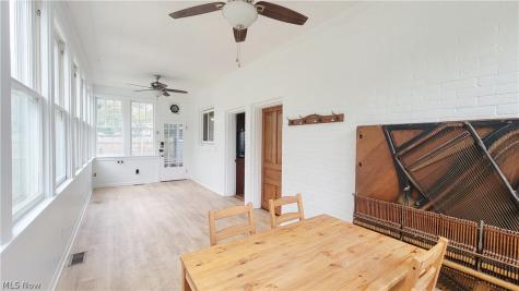 207 Washington Street Marietta OH 45750