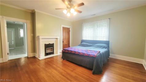207 Washington Street Marietta OH 45750