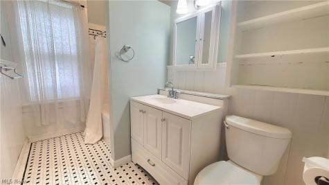 207 Washington Street Marietta OH 45750