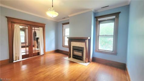 207 Washington Street Marietta OH 45750