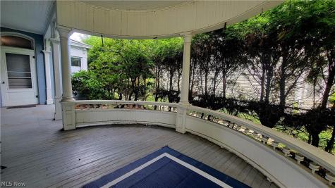 207 Washington Street Marietta OH 45750