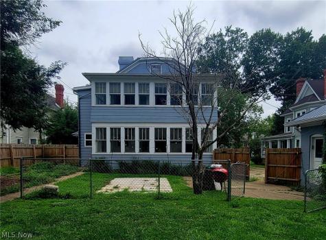 207 Washington Street Marietta OH 45750