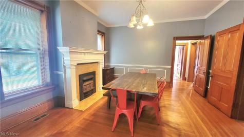 207 Washington Street Marietta OH 45750