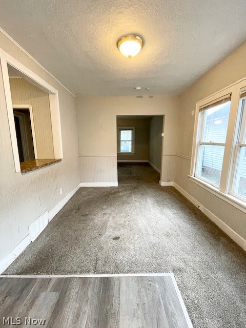 255 Cross Street Akron OH 44311