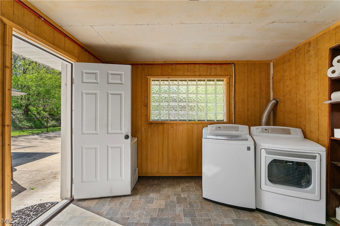 1257 Adler Street East Liverpool OH 43920