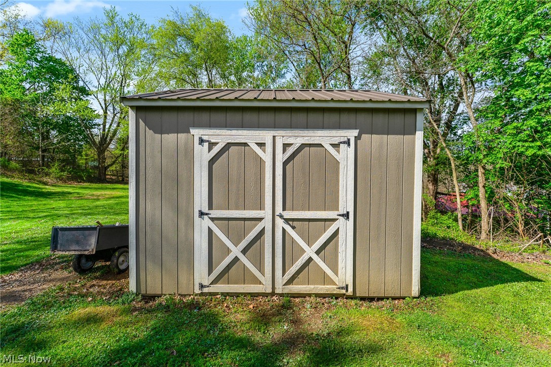 1257 Adler Street East Liverpool OH 43920
