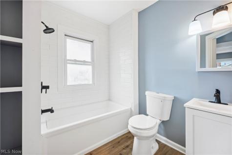 3014 Oak Park Avenue Cleveland OH 44109