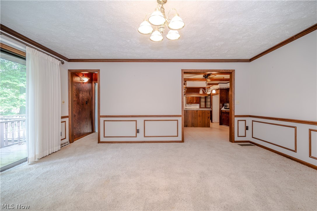 2882 Decamp Road Youngstown OH 44511