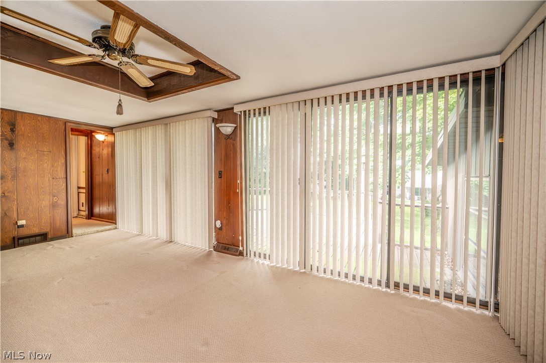 2882 Decamp Road Youngstown OH 44511