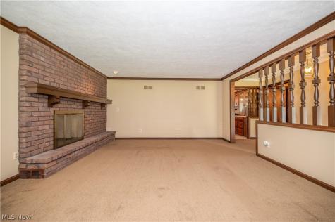 2882 Decamp Road Youngstown OH 44511
