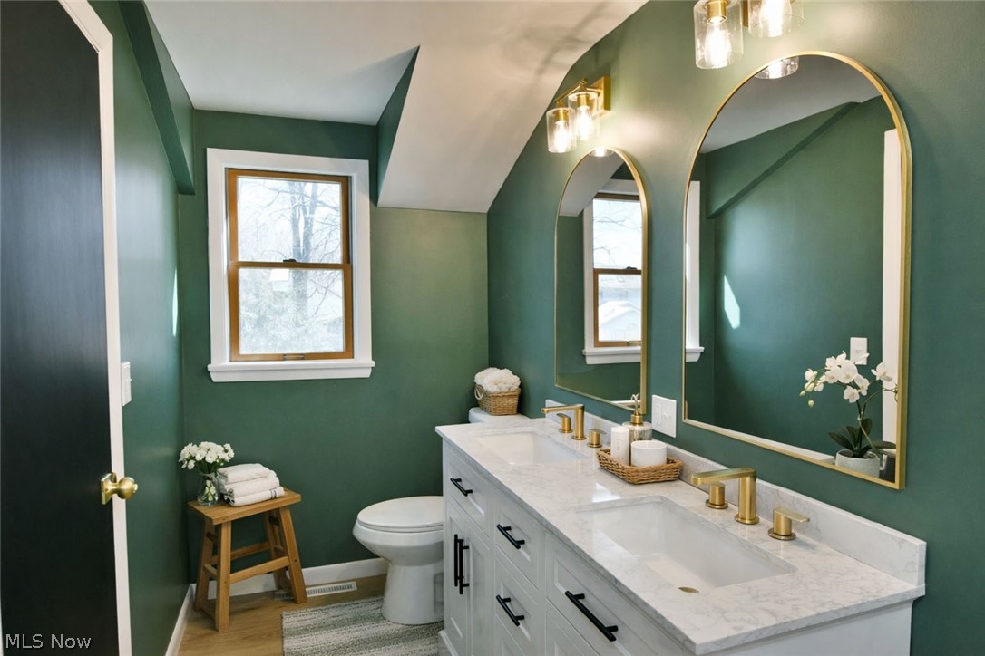 8351 Chesterton Drive Youngstown OH 44514