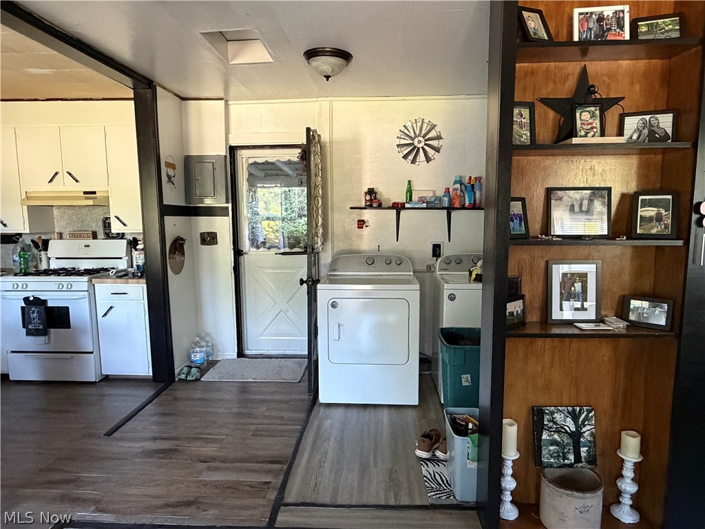 105 School Street Killbuck OH 44637