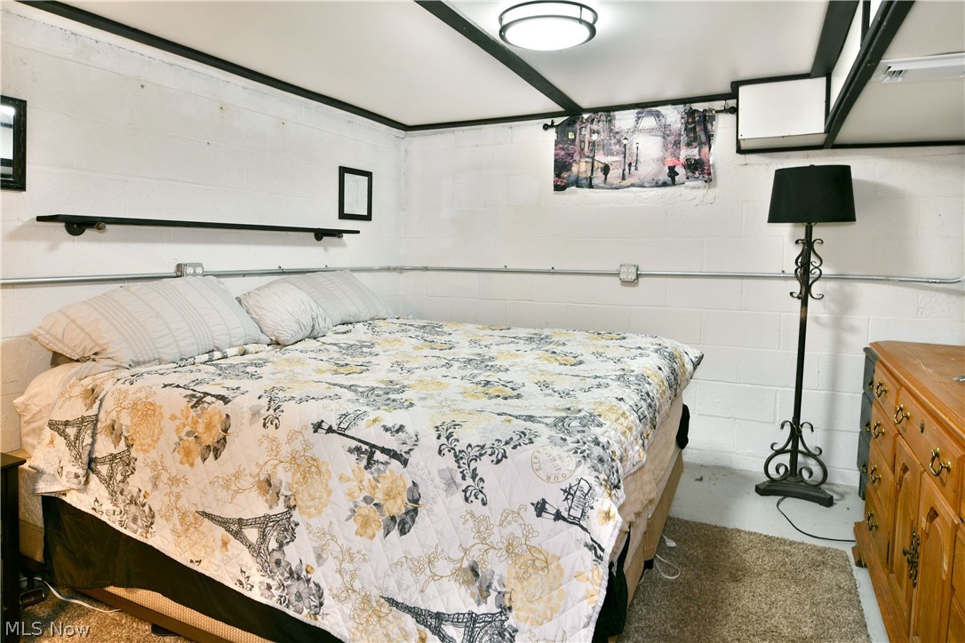 1833 Cleveland Street Salem OH 44460