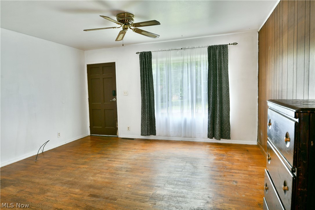 1833 Cleveland Street Salem OH 44460