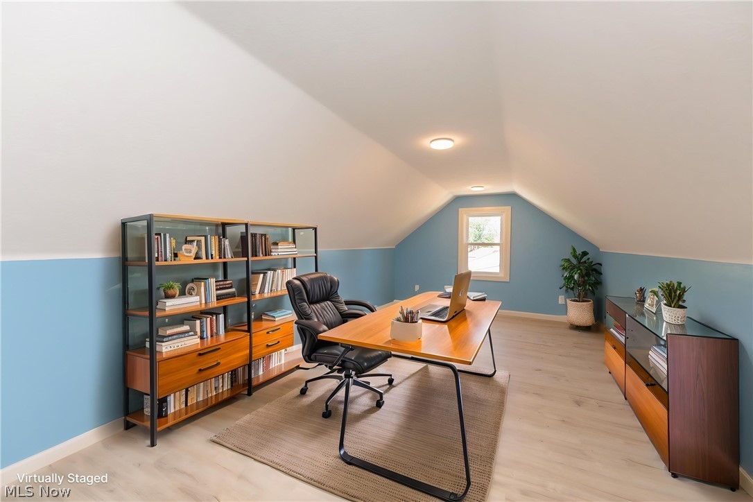 6004 Twin Lakes Drive Parma OH 44129