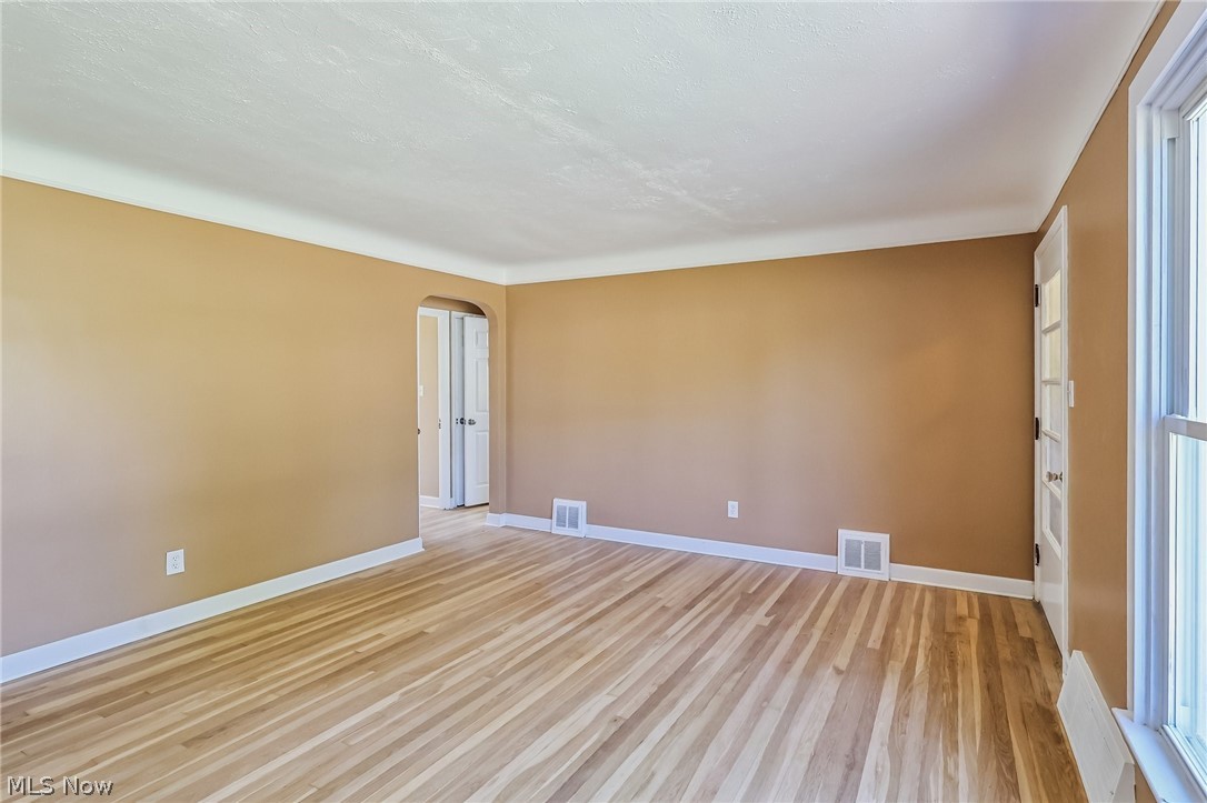 2052 N Taylor Road East Cleveland OH 44112