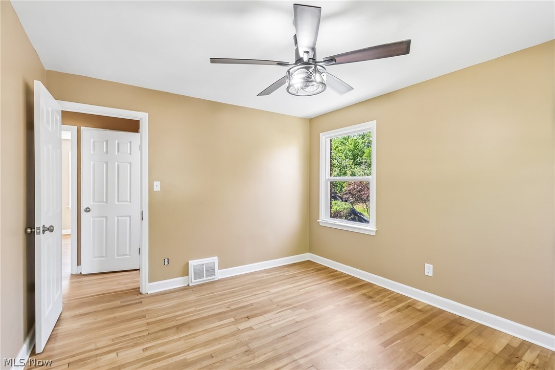 2052 N Taylor Road East Cleveland OH 44112