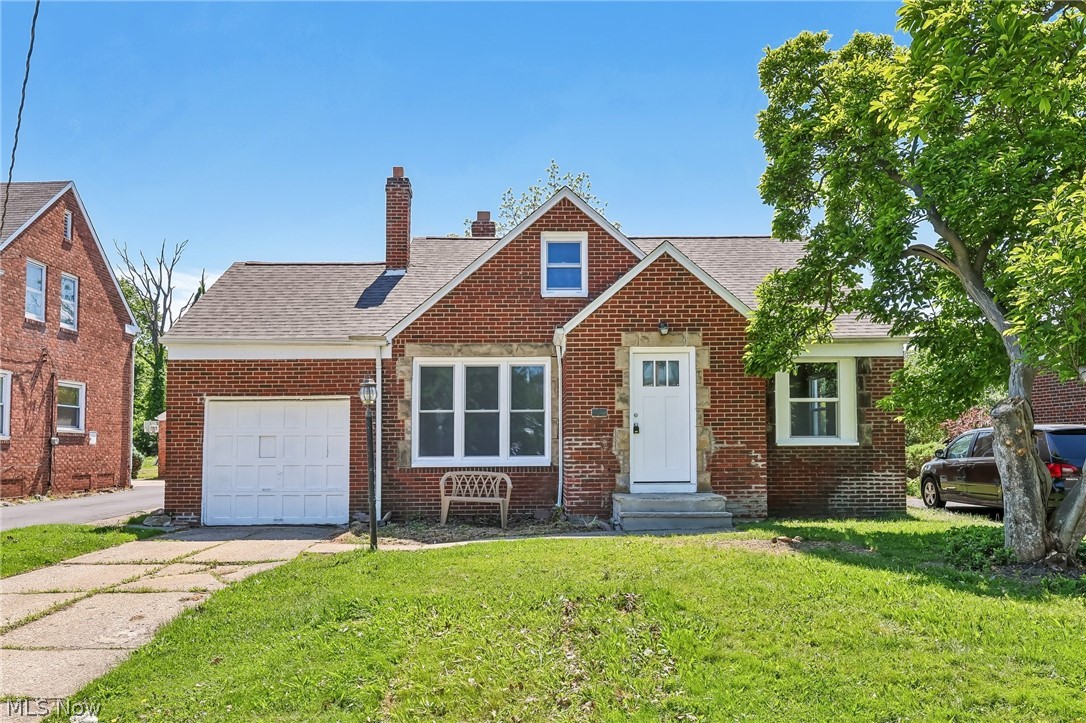 2052 N Taylor Road East Cleveland OH 44112
