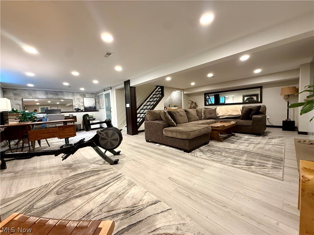 11616 Edgewater Drive Cleveland OH 44102