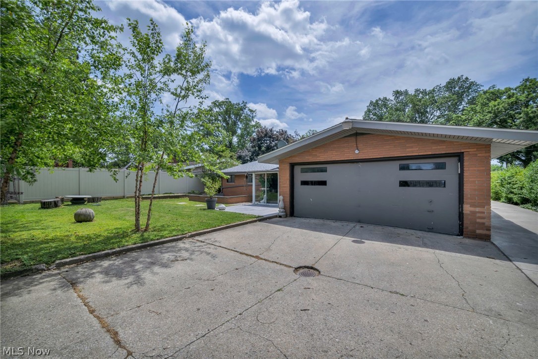 11616 Edgewater Drive Cleveland OH 44102