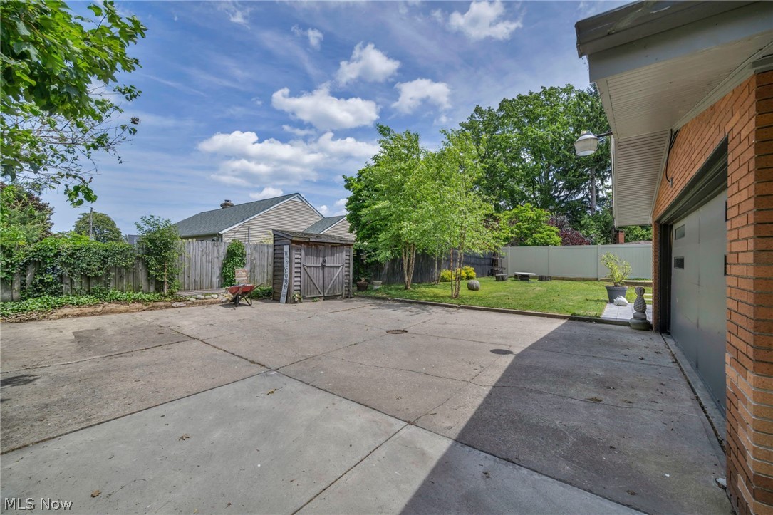 11616 Edgewater Drive Cleveland OH 44102
