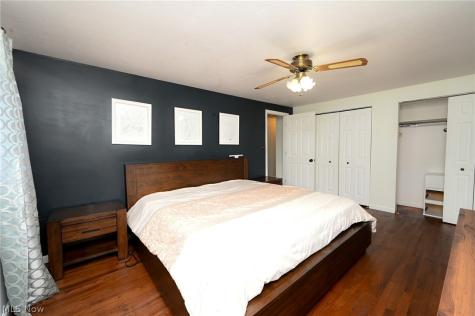 6752 Crestwood Lane Olmsted Twp OH 44138