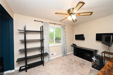 6752 Crestwood Lane Olmsted Twp OH 44138