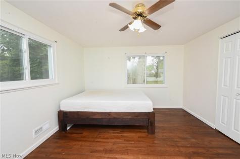 6752 Crestwood Lane Olmsted Twp OH 44138