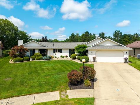 33008 Woodhaven Circle North Ridgeville OH 44039