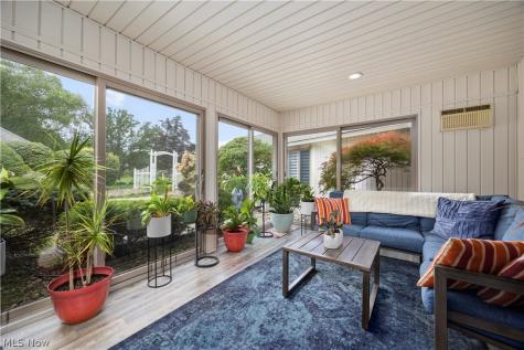 33008 Woodhaven Circle North Ridgeville OH 44039