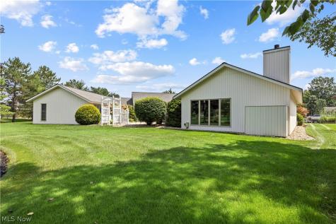 33008 Woodhaven Circle North Ridgeville OH 44039