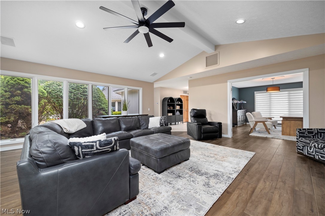 33008 Woodhaven Circle North Ridgeville OH 44039