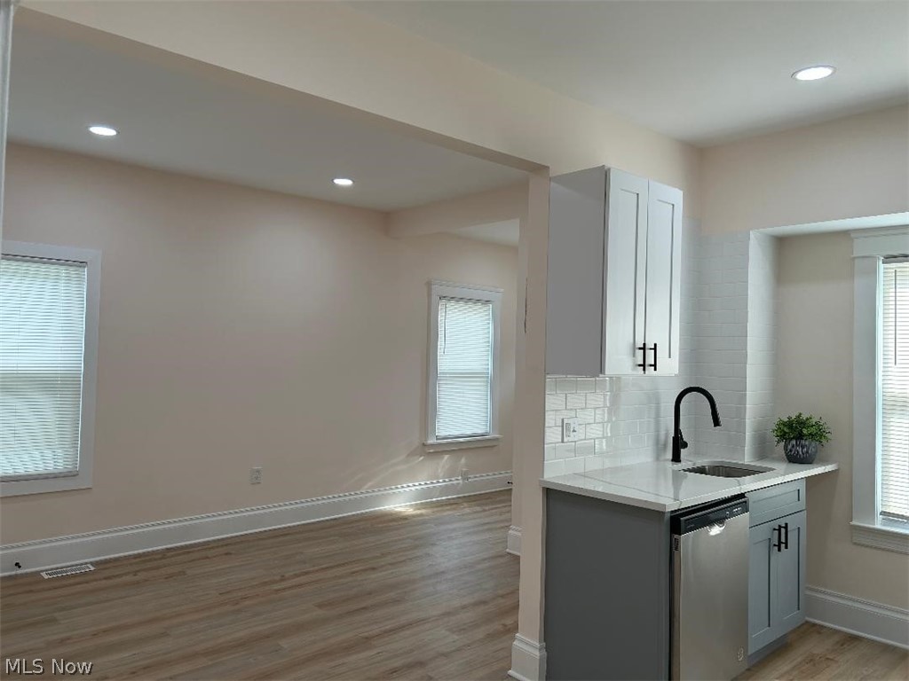 3279 W 97 Street Cleveland OH 44102