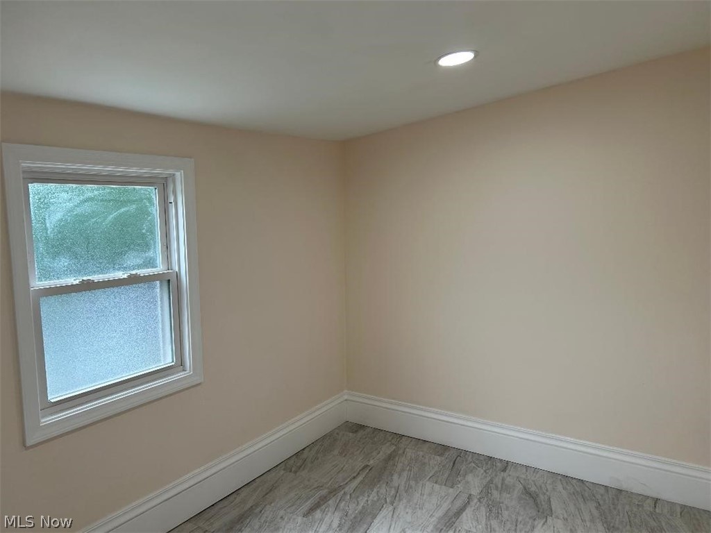 3279 W 97 Street Cleveland OH 44102