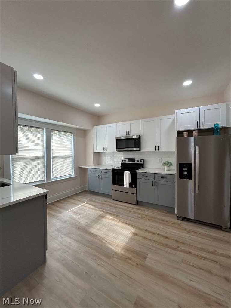 3279 W 97 Street Cleveland OH 44102