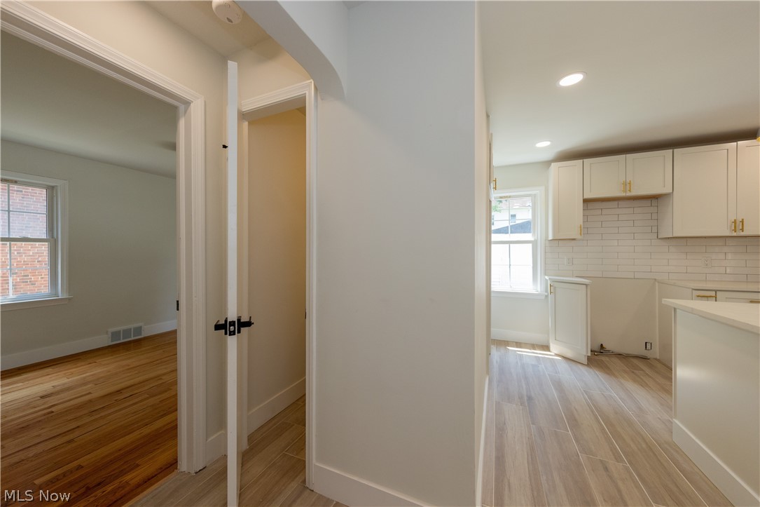 17606 Chagrin Boulevard Shaker Heights OH 44120