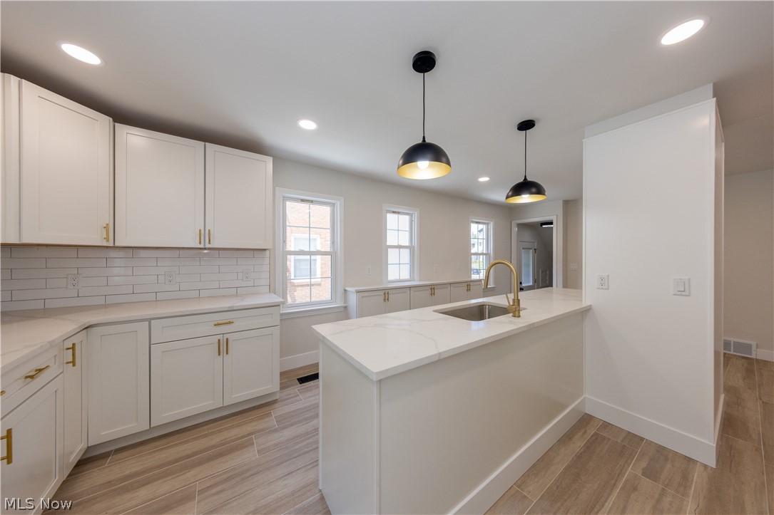 17606 Chagrin Boulevard Shaker Heights OH 44120