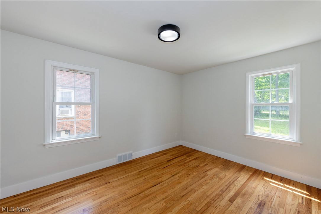 17606 Chagrin Boulevard Shaker Heights OH 44120