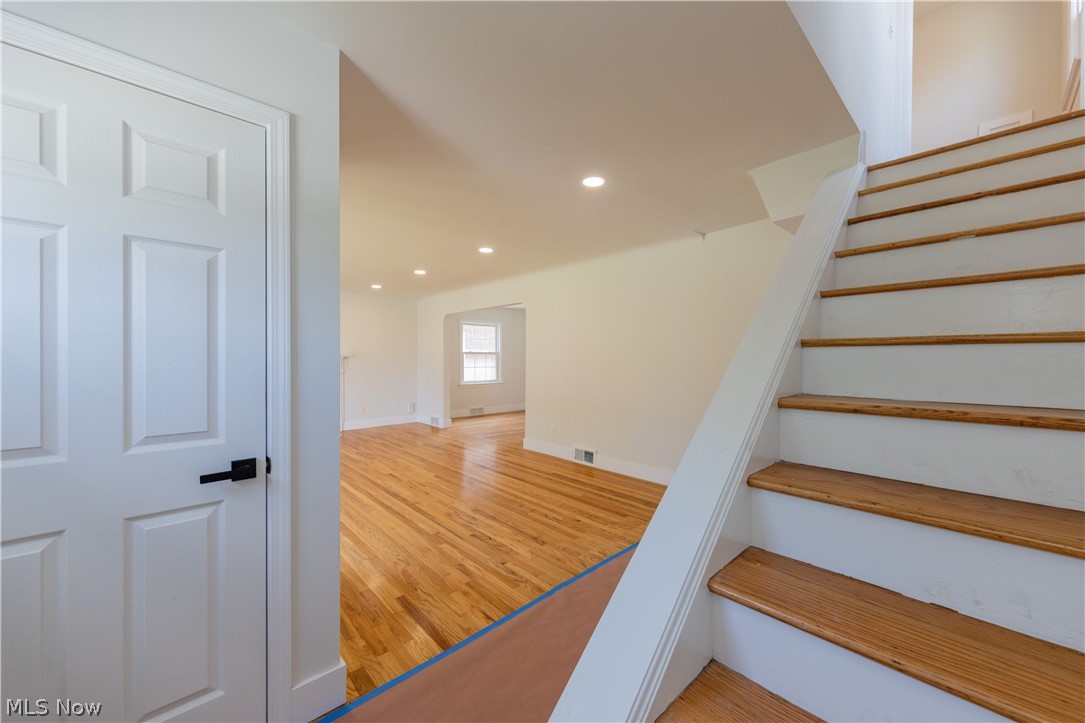 17606 Chagrin Boulevard Shaker Heights OH 44120