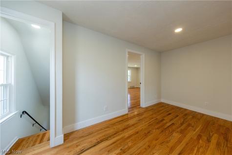 17606 Chagrin Boulevard Shaker Heights OH 44120