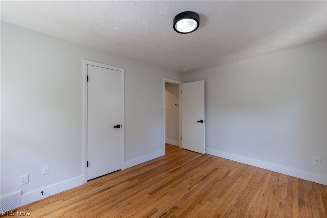 17606 Chagrin Boulevard Shaker Heights OH 44120