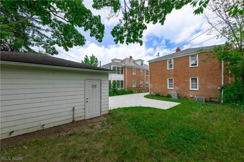 17606 Chagrin Boulevard Shaker Heights OH 44120