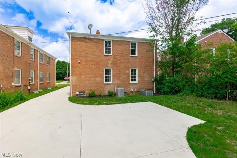 17606 Chagrin Boulevard Shaker Heights OH 44120