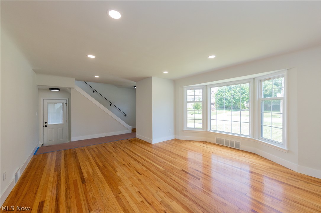 17606 Chagrin Boulevard Shaker Heights OH 44120